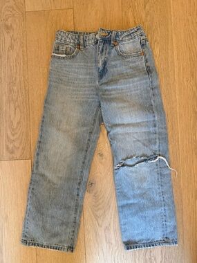 Zara Men's Light Blue Straight Jeans with Knee Distress